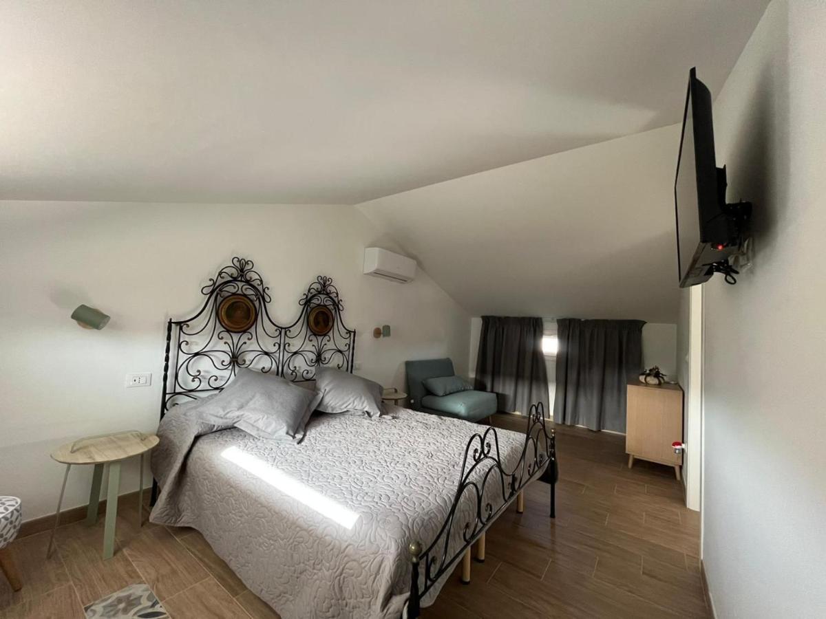 Casa Arianna In Val Di Noto Villa Calabernardo Luaran gambar